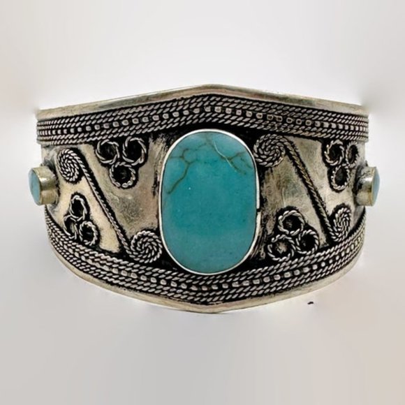 Boho Bracelet, Kuchi Cuff, Afghan, Turquoise, Vintage, Middle Eastern, Silver - Picture 4 of 5